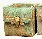 C916 Bumblebee box 7x7 in..jpg